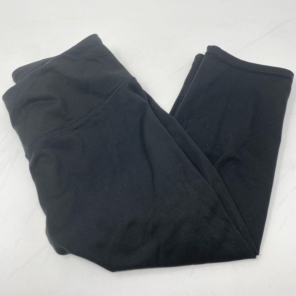 Victoria’s Secret VSX Sport Capris Size Small